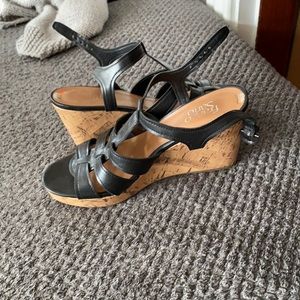 Women’s wedge sandals size 9